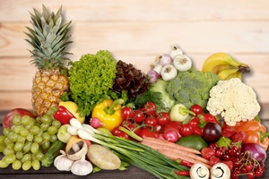 Warzywa i owoce zapobiegaj przybieraniu na wadze [© BillionPhotos.com - Fotolia.com]