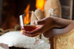 Wieczorny drink zaburza sen [© Anton Balazh - Fotolia.com]