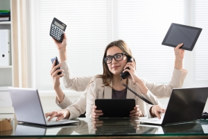 Wielozadaniowo (multitasking) ogupia? [Fot. Andrey Popov - Fotolia.com]