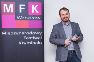 Wojciech Chmielarz laureatem Nagrody Wielkiego Kalibru 2015 [fot. Nagroda Wielkiego Kalibru]