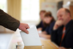 Wybory - frekwencja z godziny 18 [© Christian Schwier - Fotolia.com]