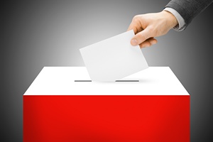 Wybory samorzdowe 2014 - PKW podaa frekwencj z godz. 12 [© niyazz - Fotolia.com]