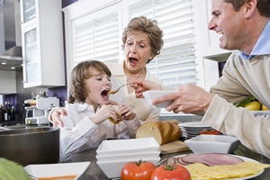 Zdrowsza dieta zależy od... obecności dziadków [© Kablonk Micro - Fotolia.com]