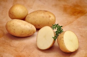 Ziemniaki pozwalaj schudn [© Andreja Donko - Fotolia.com]