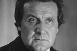 Patrick Macnee fot. ABC