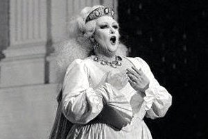 Montserrat Caballé fot. germanuncut77 - Flickr, CC BY-SA 2.0, Wikimedia Commons